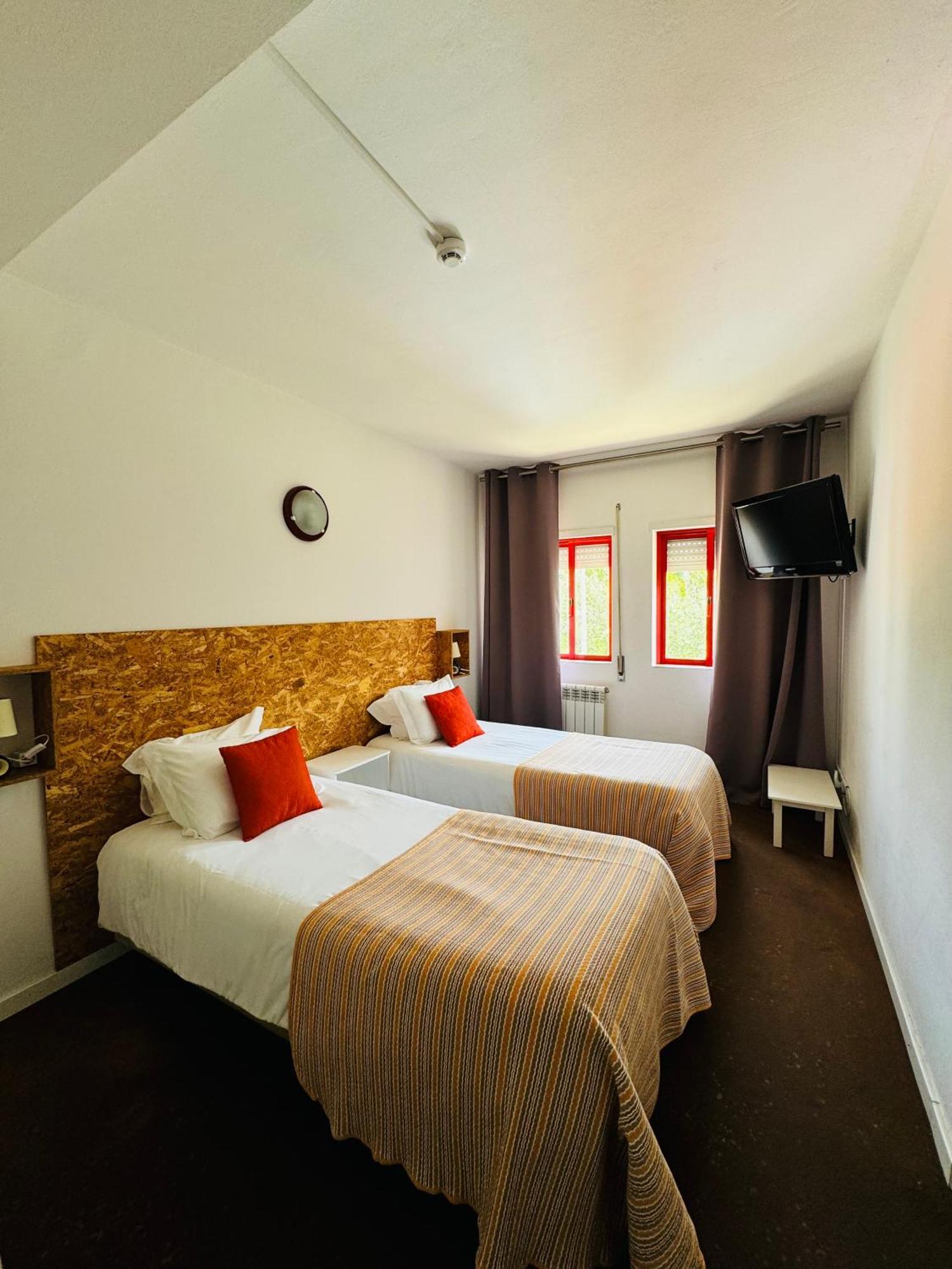Nature & Beach Guest Rooms, Aldeamento Turistico Do Camarido Cristelo  Chambre photo